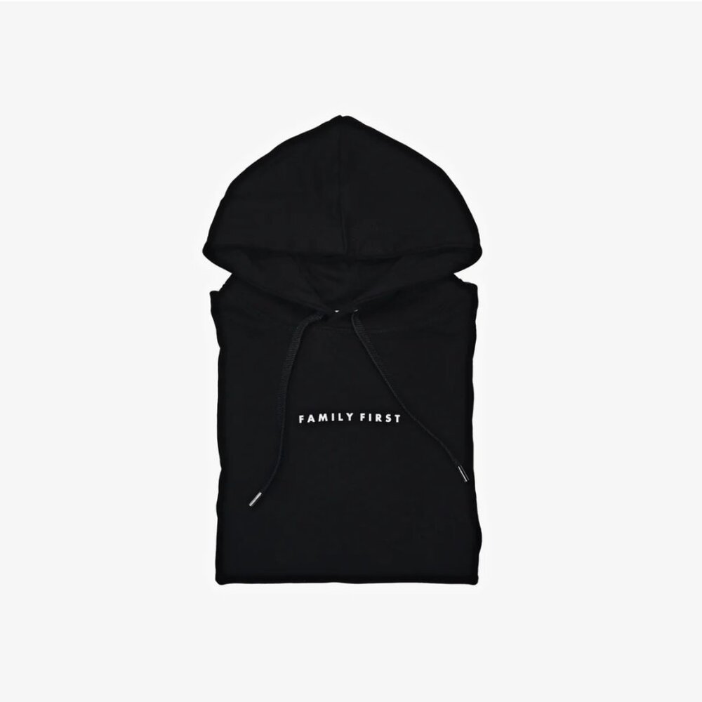 Family First Hoody Black Italy size Medium/ L Preowned
